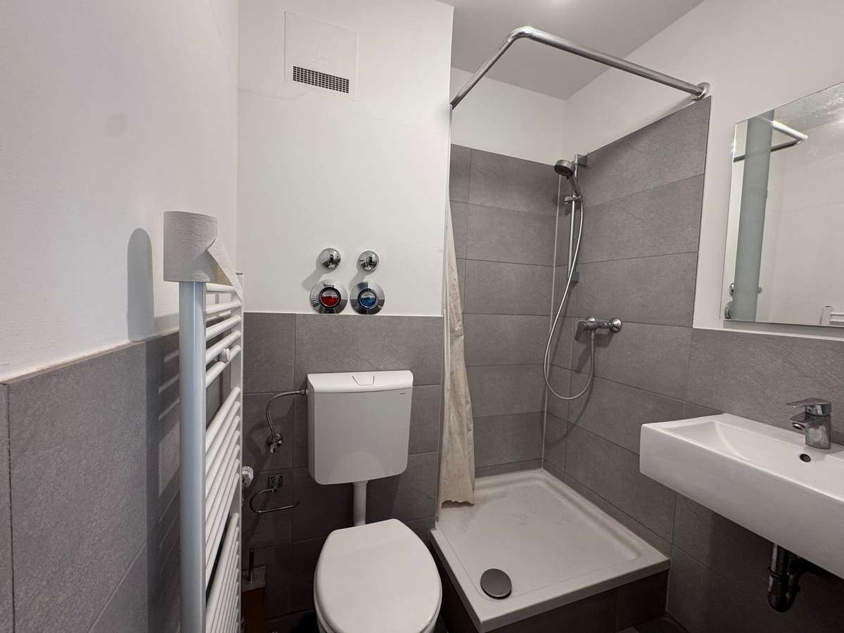 KL - Uni-Wohngebiet, Appartement mit Pantry-Küche und Balkon, Stellplatz - Foto 4